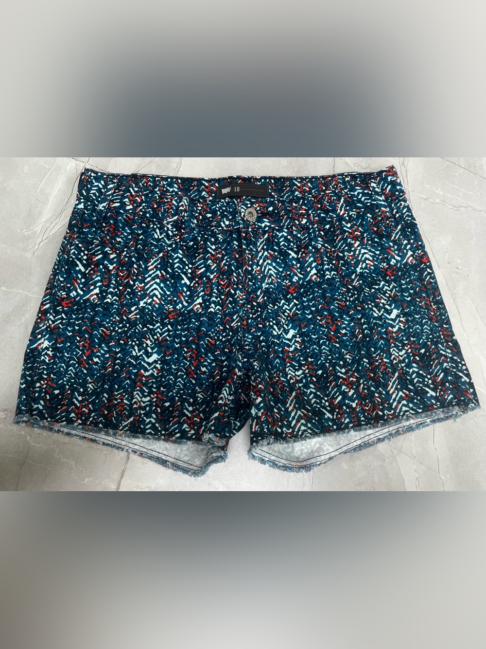 Levi's abstract chevron print shorts